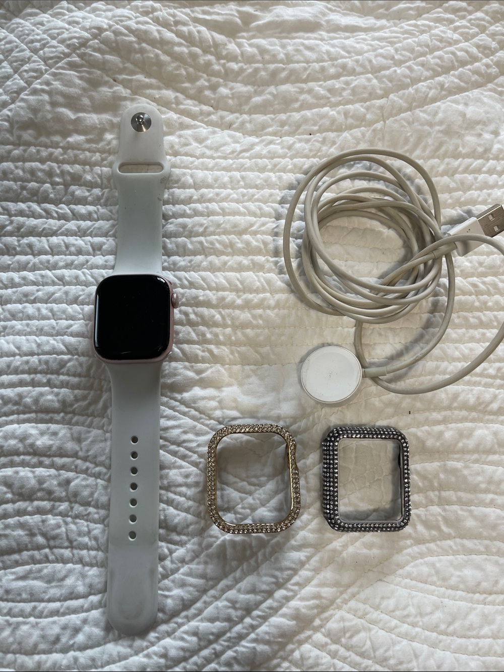Apple watch 42mm Gps/Cellular rosegold new battery is at 100%